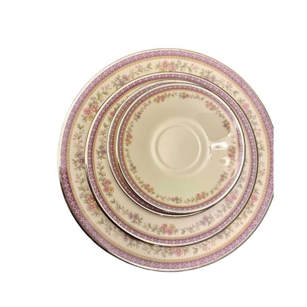 Lenox Amethyst Porcelain Dinner, Bread, Salad Plates Floral Platinum Rim‎ USA